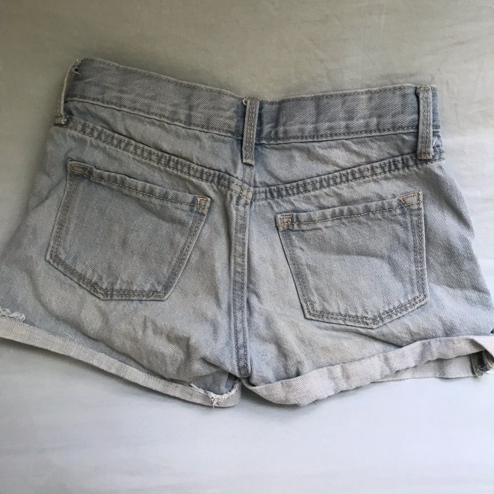 Light blue jean shorts - Picture 2 of 2